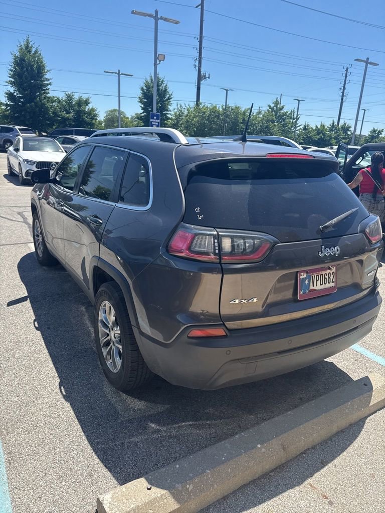 Used 2019 Jeep Cherokee Latitude Plus w/ Comfort/Convenience Group AWD/4WD image 8