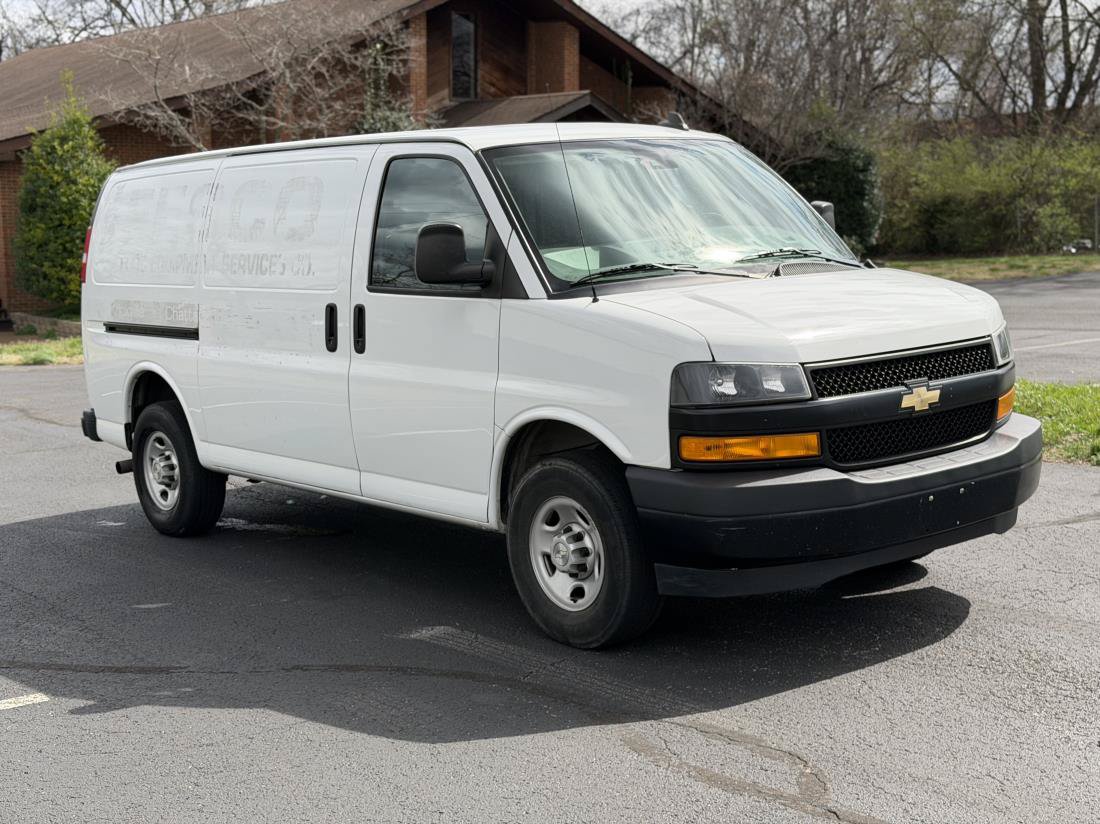 Used 2019 Chevrolet Express 2500 w/ Driver Convenience Package RWD image 7