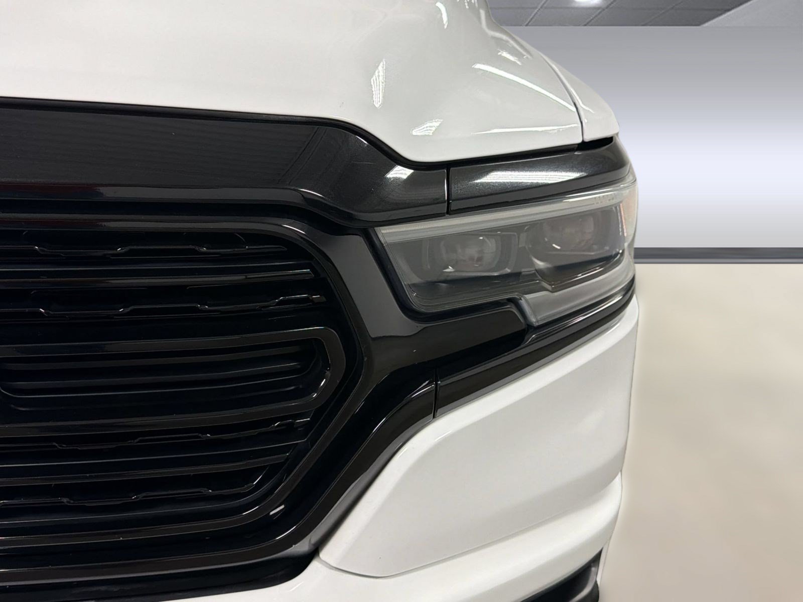 Used 2022 RAM 1500 Limited RWD image 10