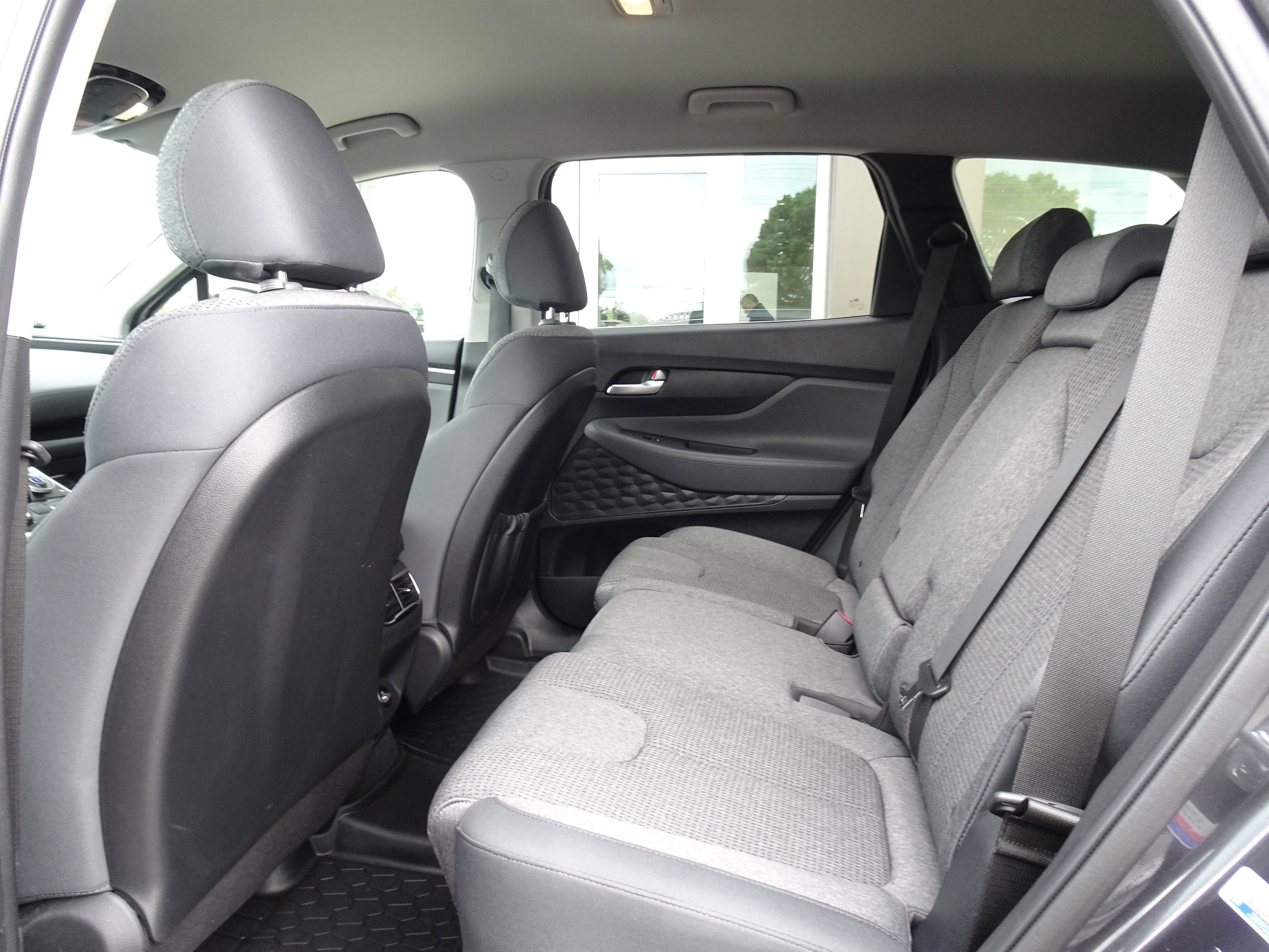 Used 2023 Hyundai Santa Fe SEL AWD/4WD image 14