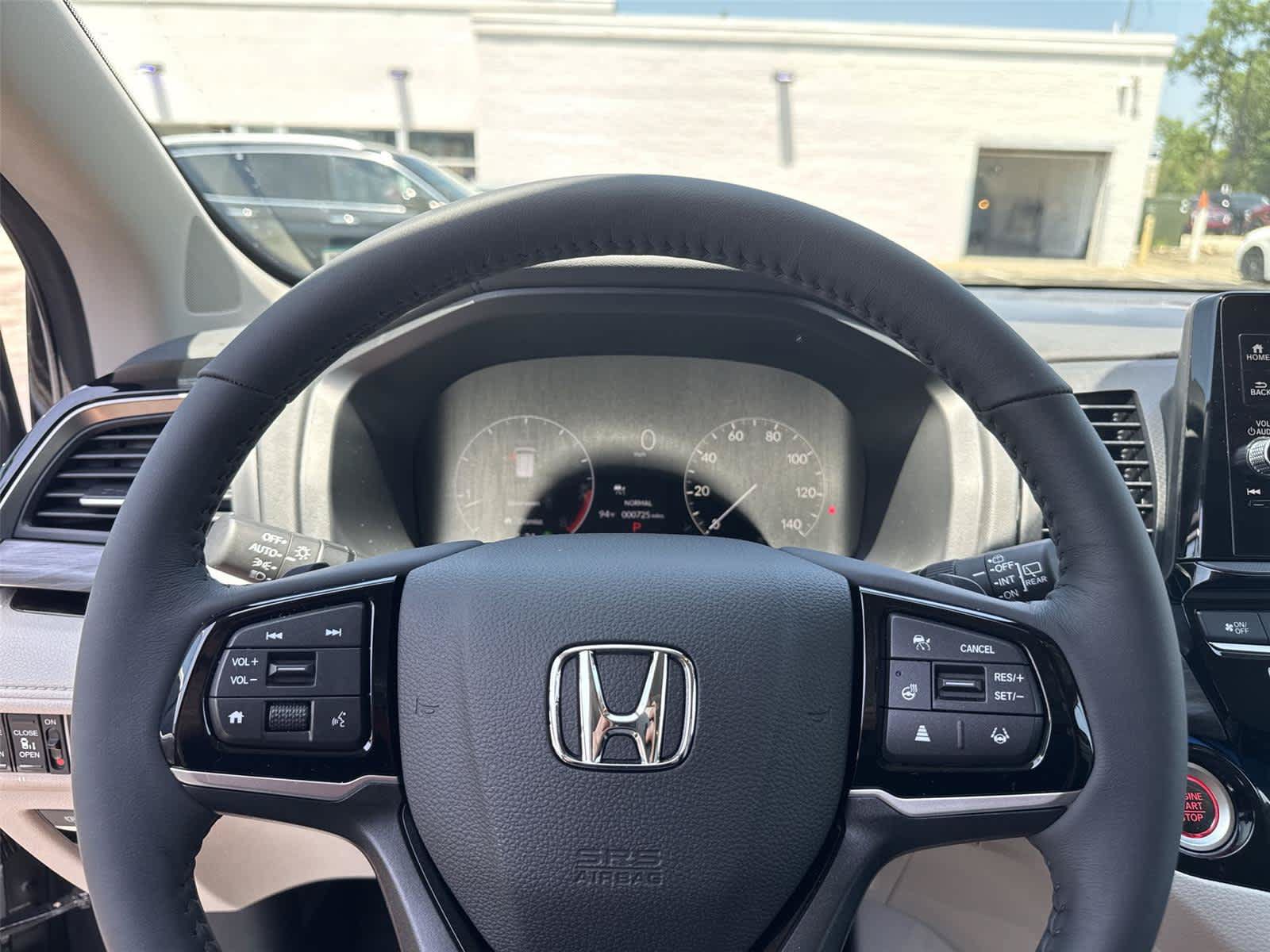 Used 2026 Honda Odyssey Elite image 18