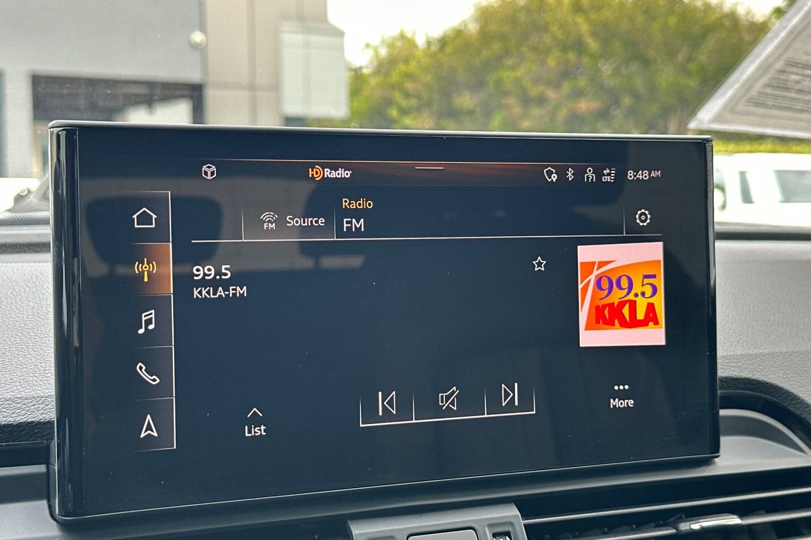 Used 2023 Audi Q5 2.0T Premium w/ Convenience Package image 21