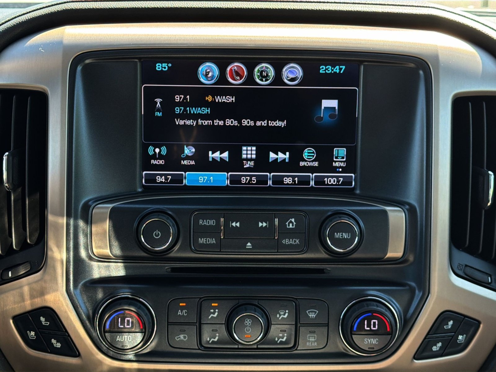 Used 2017 GMC Sierra 1500 Denali w/ Denali Ultimate Package AWD/4WD image 18