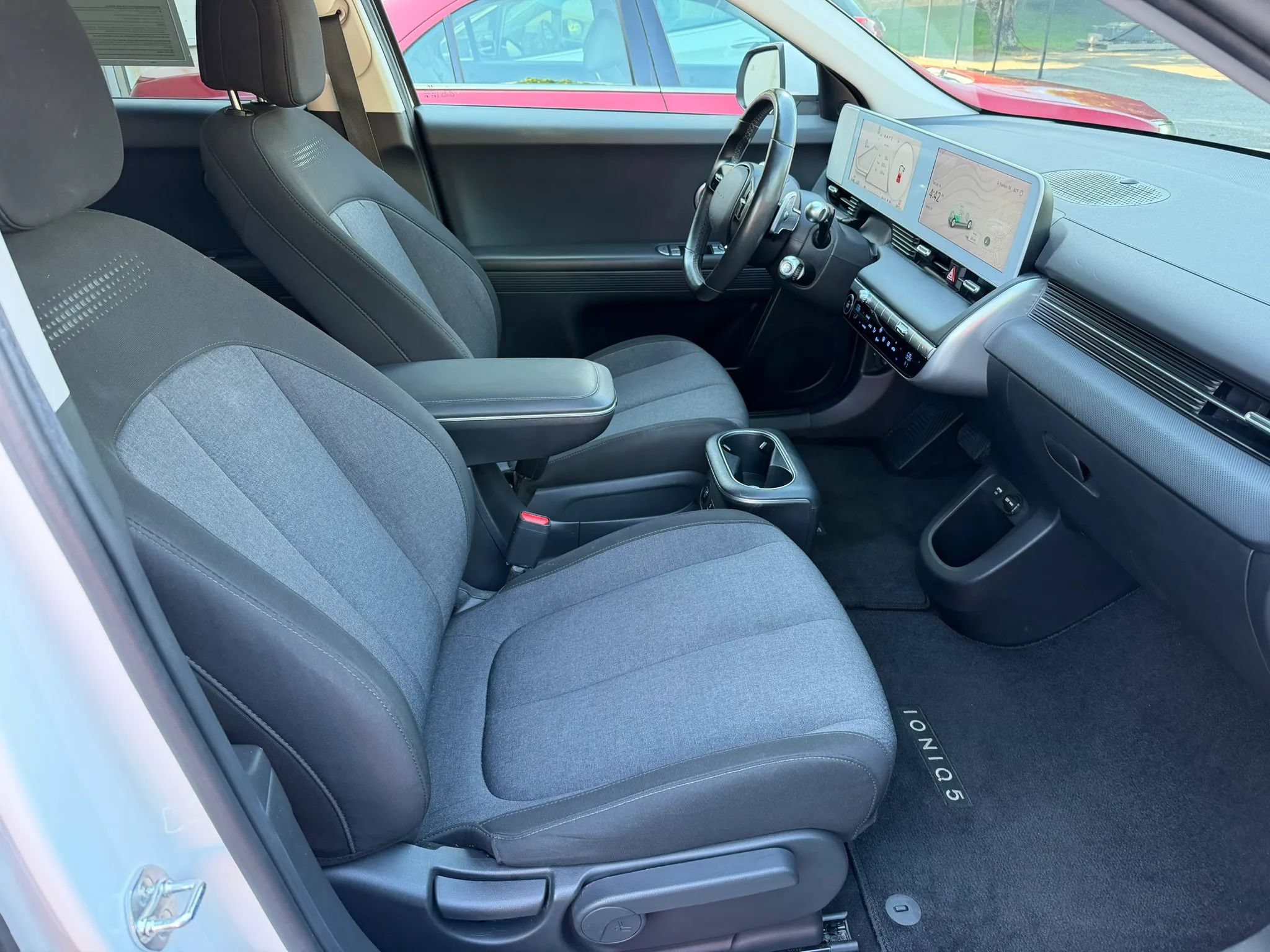 Used 2024 Hyundai Ioniq 5 SEL RWD image 21