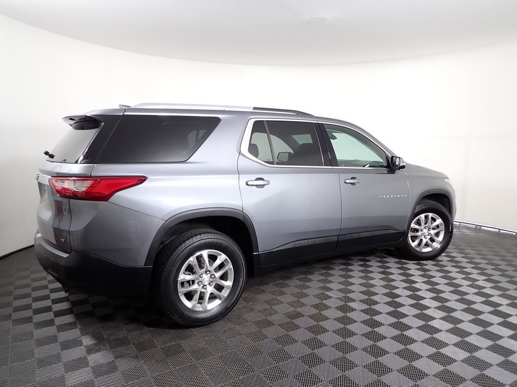 Used 2018 Chevrolet Traverse LT FWD image 18