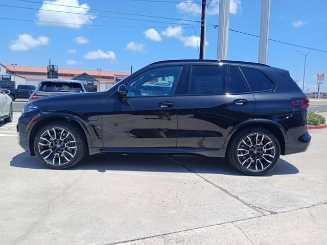 New 2026 BMW X5 xDrive50e image 7