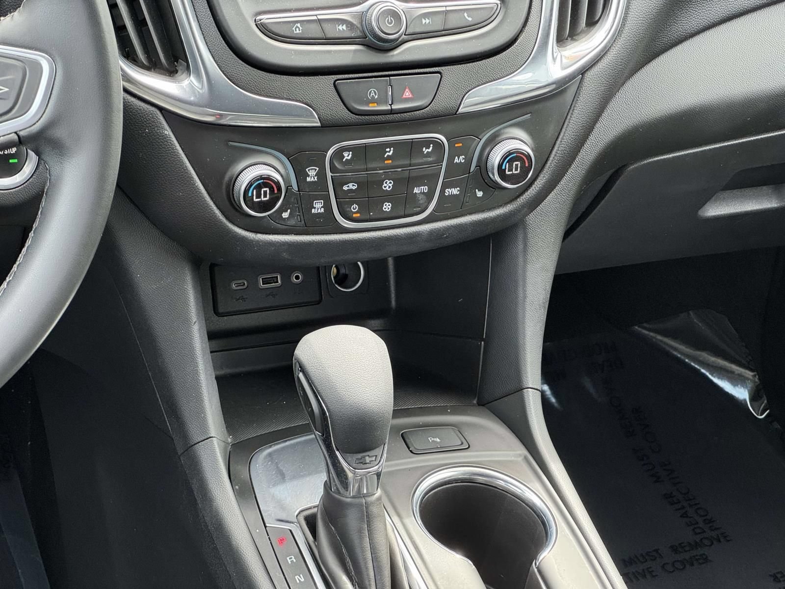 Used 2023 Chevrolet Equinox LT FWD image 4