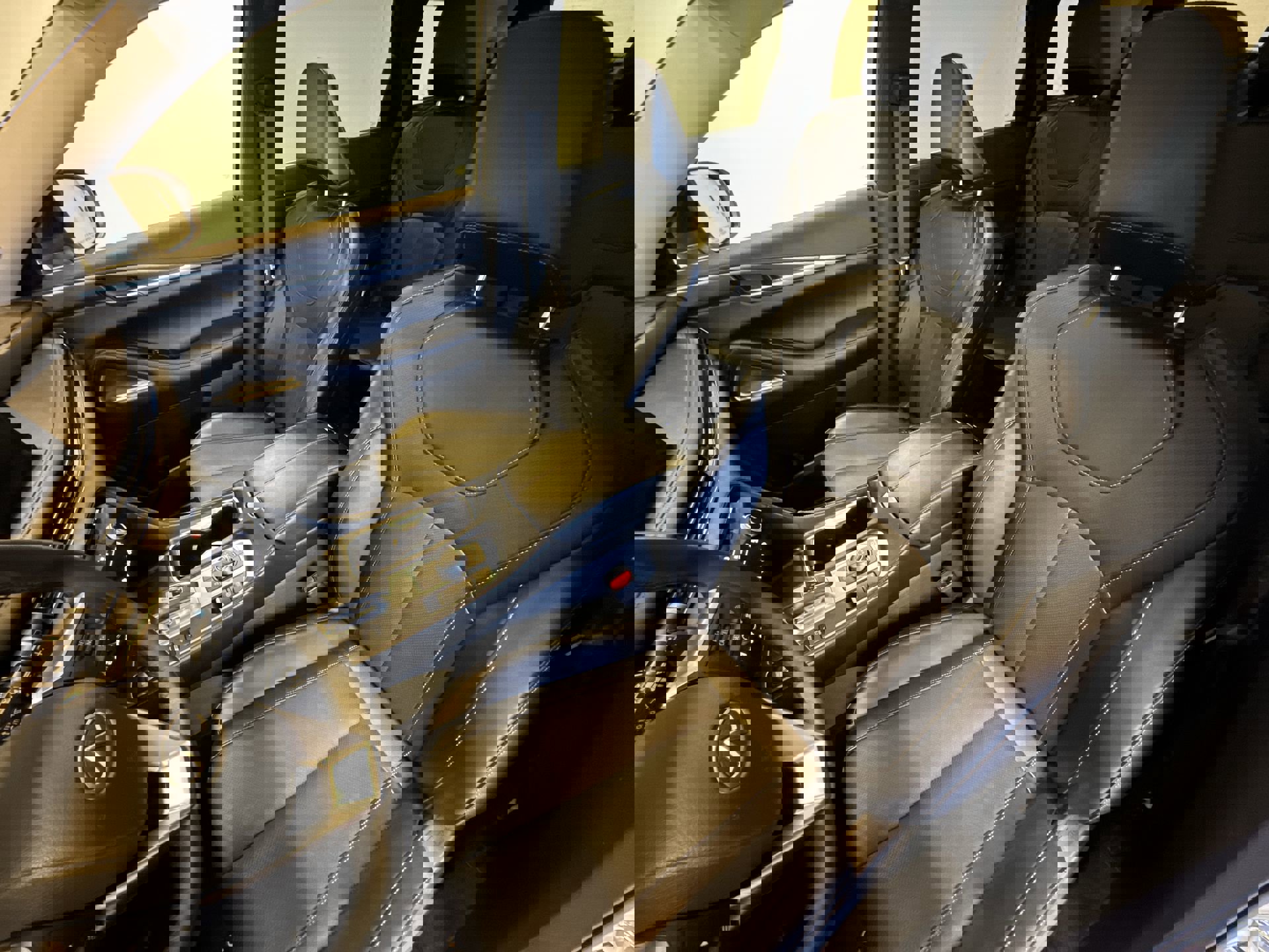 Certified 2025 INFINITI QX60 Luxe w/ Cargo Package AWD/4WD image 11