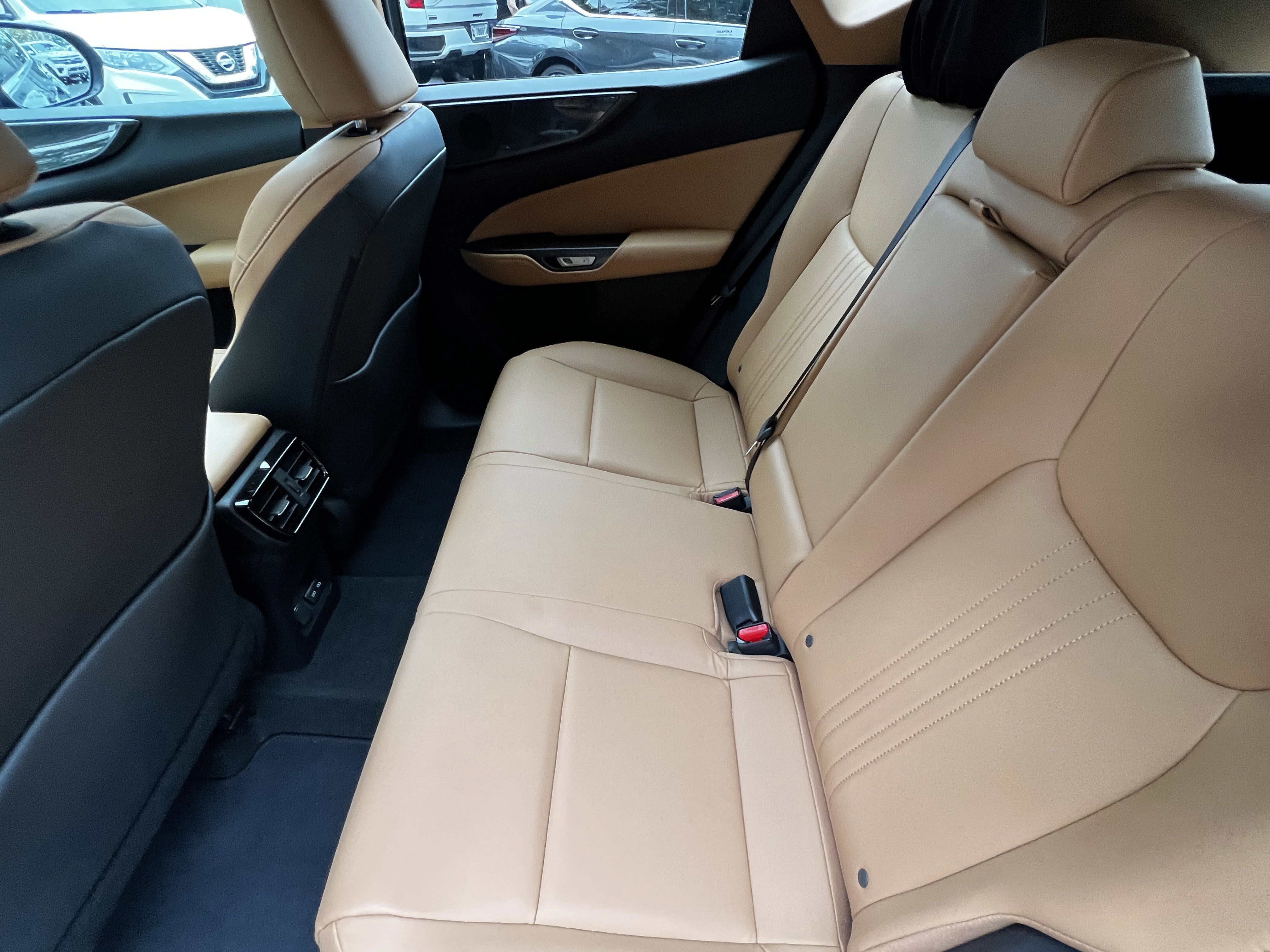 Used 2024 Lexus NX 350 AWD image 31