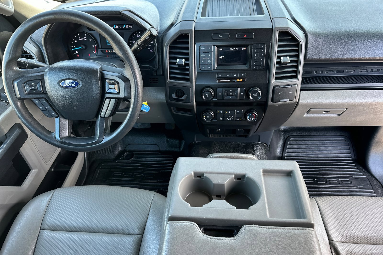 Used 2022 Ford F250 XL w/ Power Equipment Group image 12