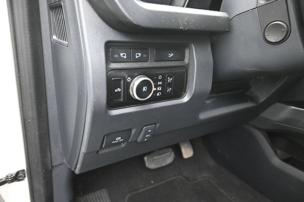 Used 2023 Ford F350 Lariat w/ Sport Appearance Package AWD/4WD image 13