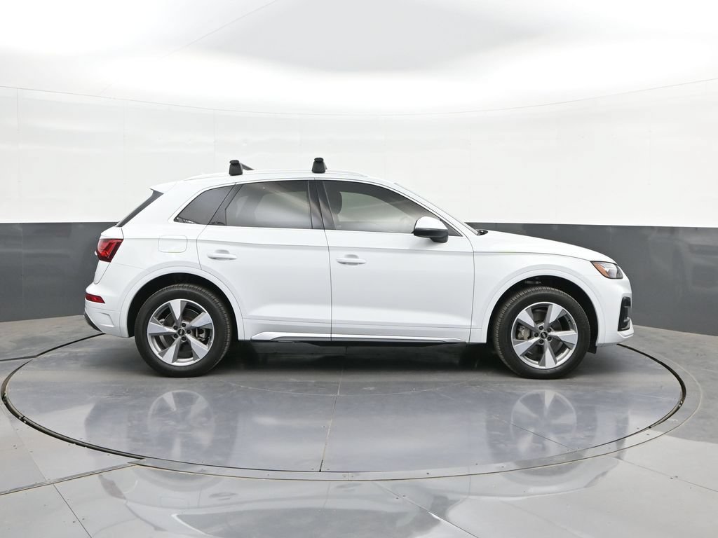 Used 2022 Audi Q5 2.0T Premium Plus AWD/4WD image 24