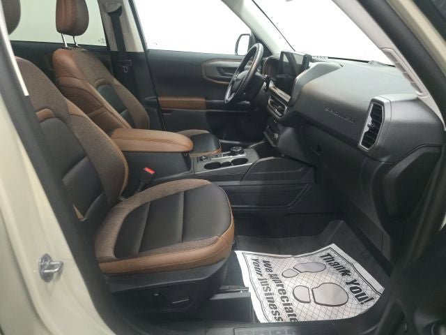 Used 2025 Ford Bronco Sport Outer Banks w/ Outer Banks Tech Package+ AWD/4WD image 3