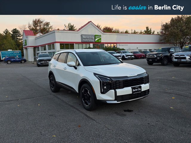 New 2026 Kia Sportage EX image 1