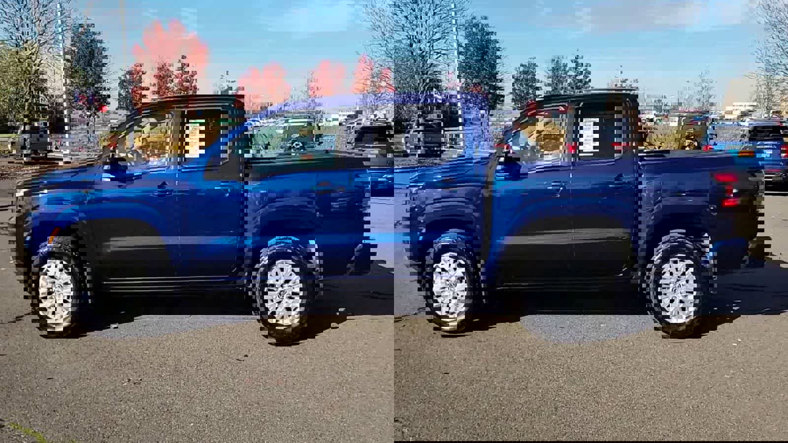 Used 2023 Nissan Frontier SV w/ SV Convenience Package image 5