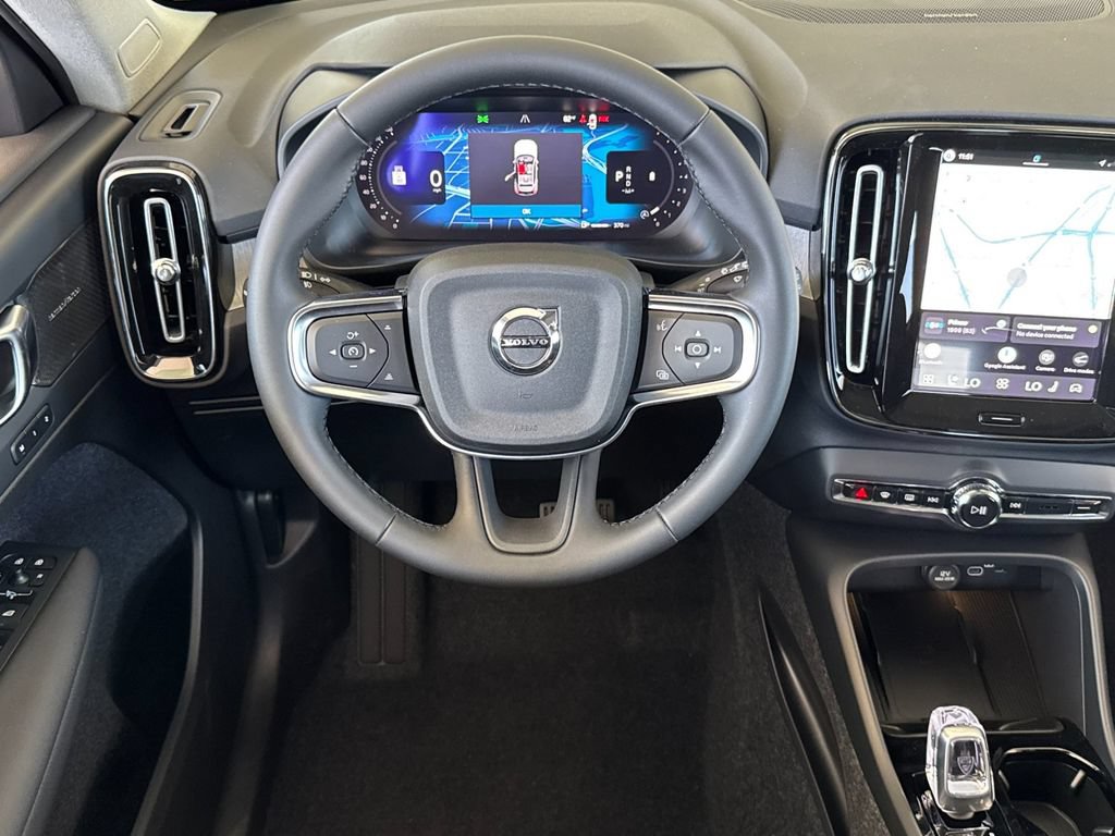 New 2026 Volvo XC40 B5 Ultra w/ Protection Package Premier AWD/4WD image 13