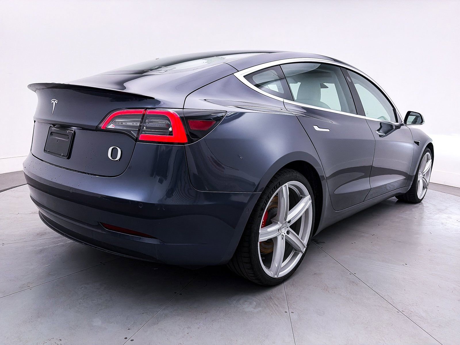 Used 2020 Tesla Model 3 Performance image 13