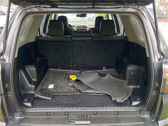 Used 2020 Toyota 4Runner SR5 Premium image 29