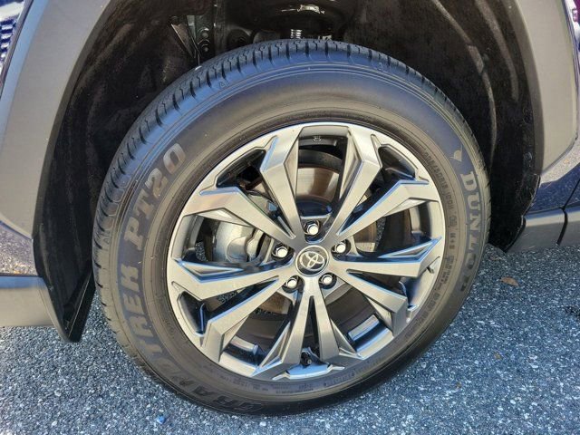 Certified 2025 Toyota RAV4 Limited w/ Advanced Technology Package image 17