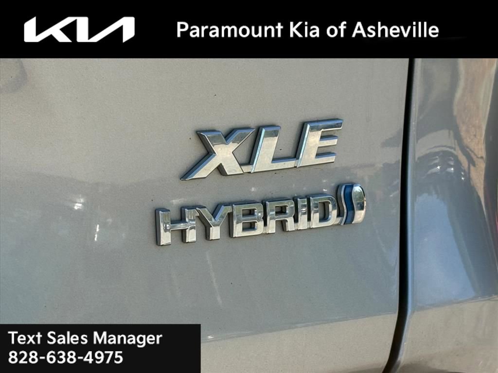 Used 2022 Toyota RAV4 XLE w/ Convenience Package AWD/4WD image 29