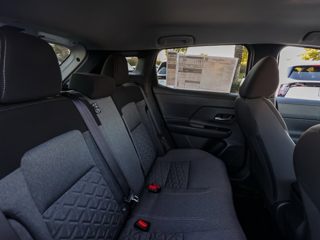 New 2026 Nissan Kicks SV image 18