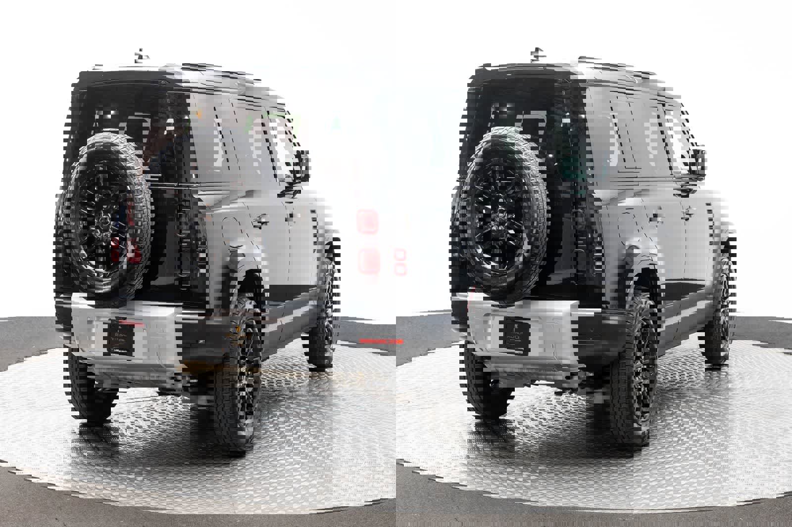 Used 2025 Land Rover Defender 110 S image 21