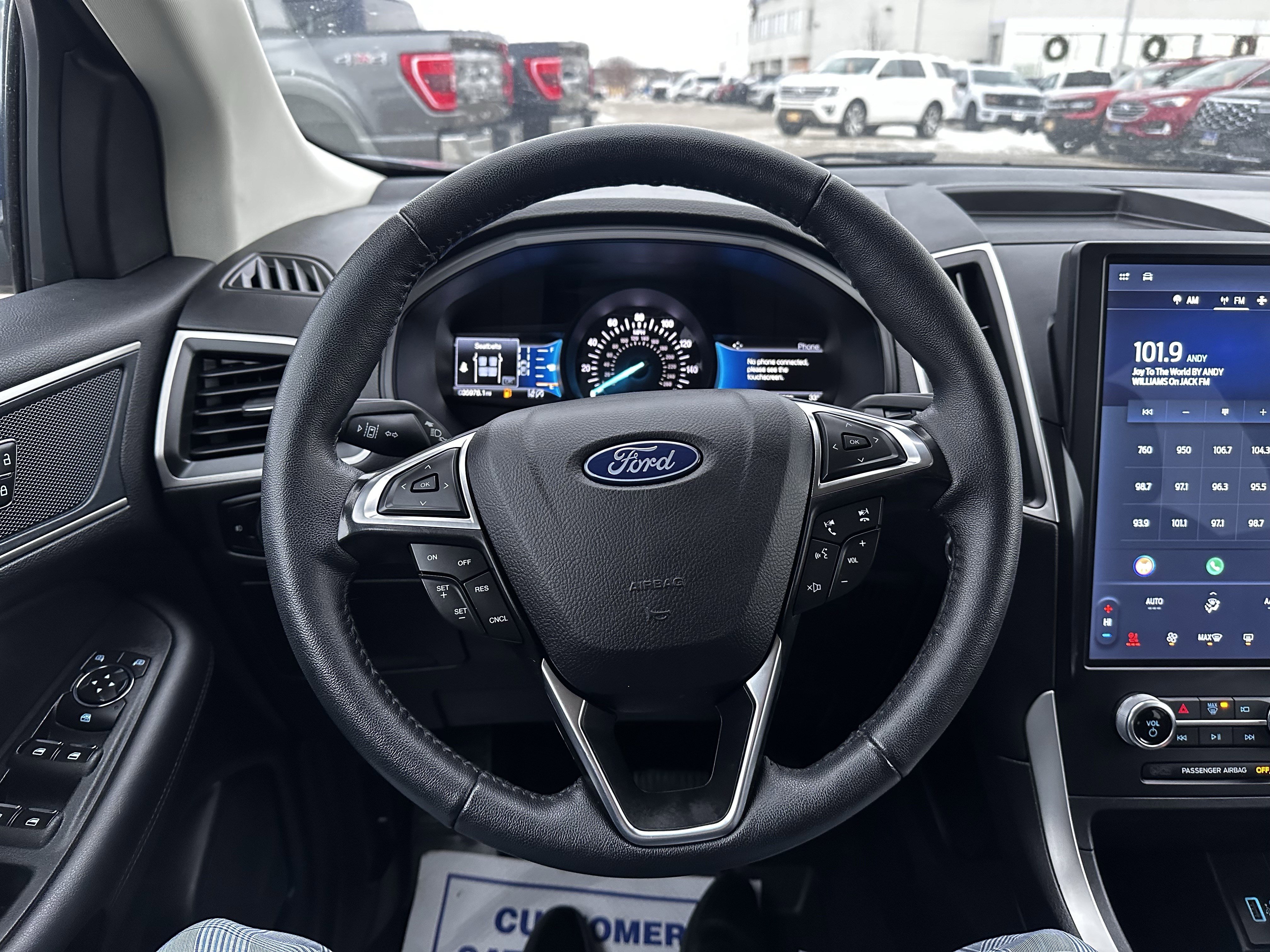 Certified 2024 Ford Edge SEL w/ Convenience Package image 9