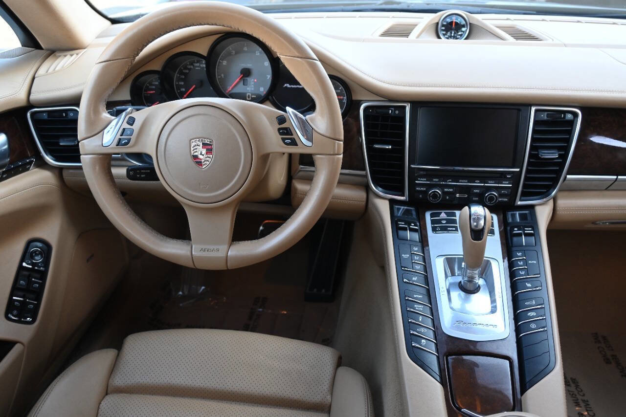 Used 2010 Porsche Panamera 4S AWD/4WD image 15