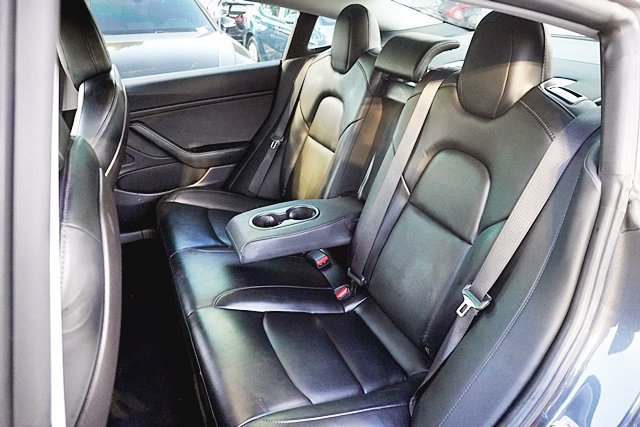 Used 2019 Tesla Model 3 Mid Range RWD image 25