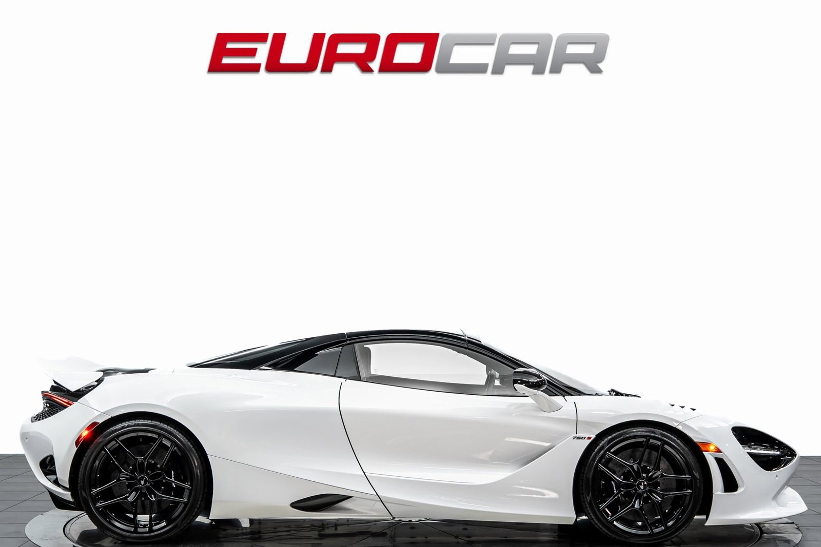 Used 2024 McLaren 750S Spider image 8