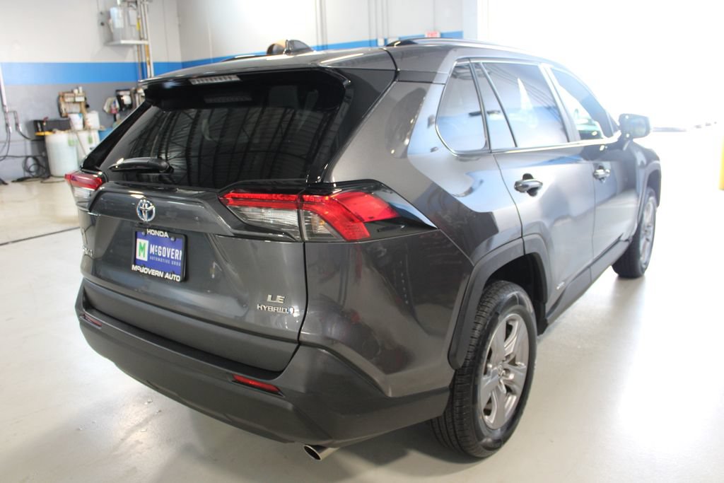 Used 2024 Toyota RAV4 LE AWD/4WD image 21