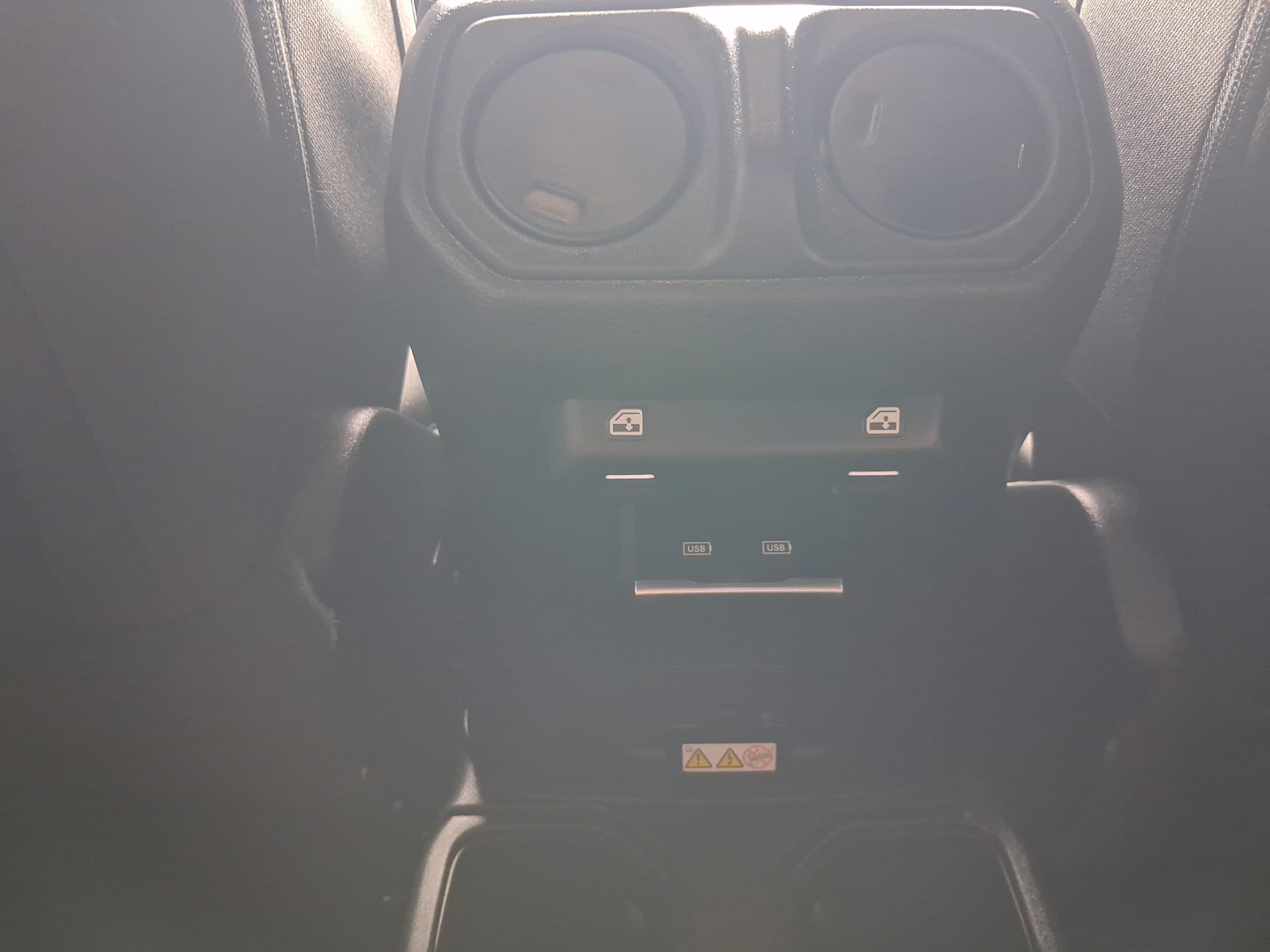 Used 2023 Jeep Wrangler Unlimited Sahara w/ LED Lighting Group AWD/4WD image 25