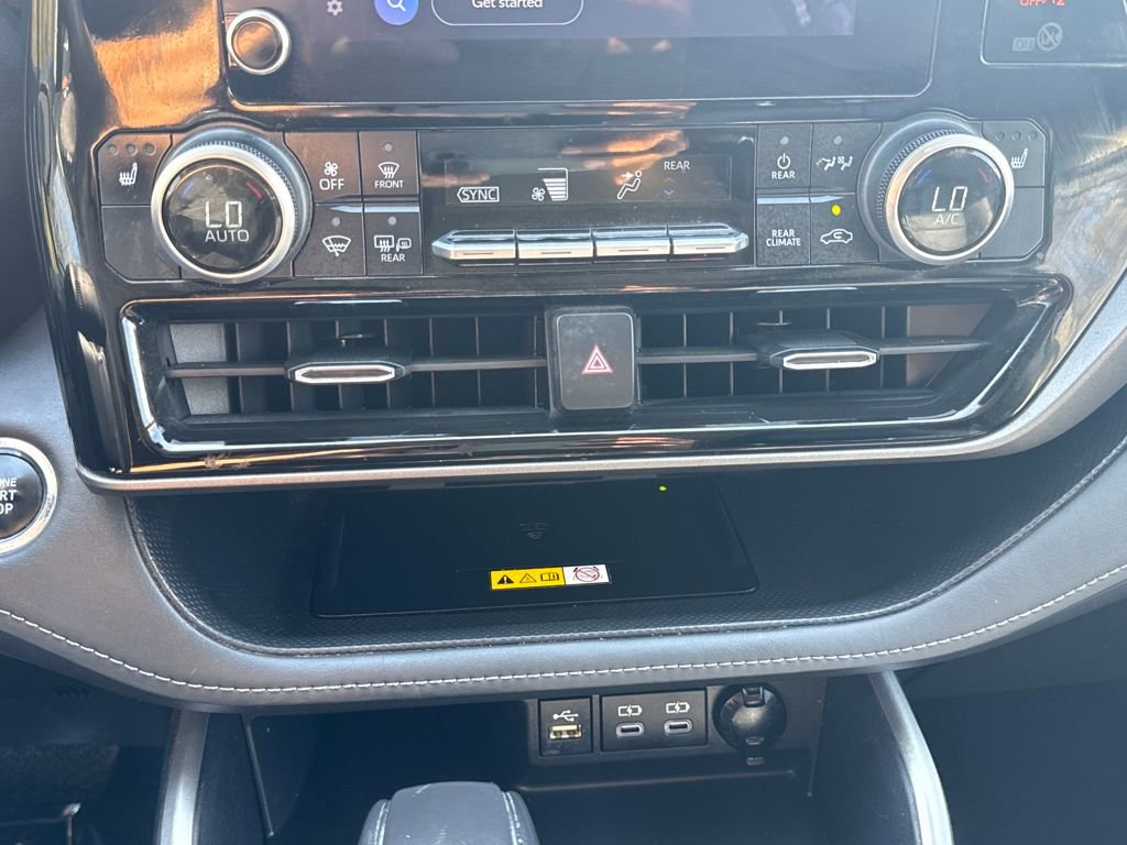 Used 2023 Toyota Highlander XLE image 22