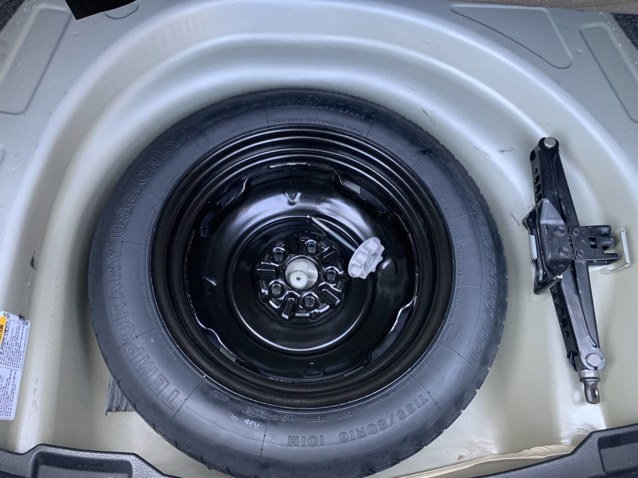Used 2019 Toyota Corolla SE FWD image 16