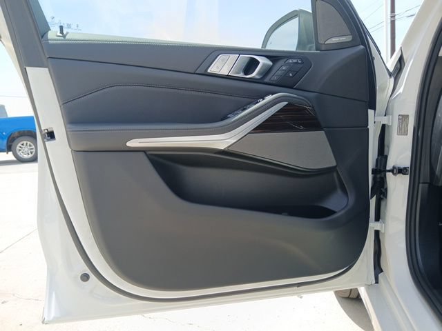 New 2027 BMW X7 xDrive40i w/ Premium Package AWD/4WD image 21