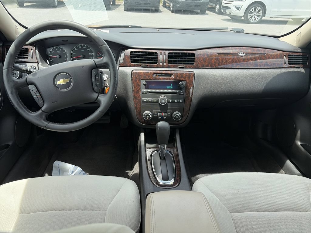 Used 2013 Chevrolet Impala LT w/ LT Sunroof Package FWD image 14