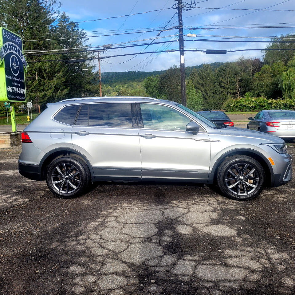 Used 2022 Volkswagen Tiguan SE image 10