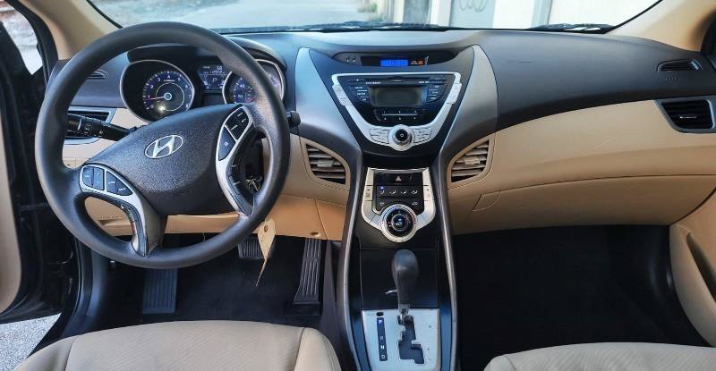 Used 2012 Hyundai Elantra GLS w/ Preferred Pkg 3 FWD image 20