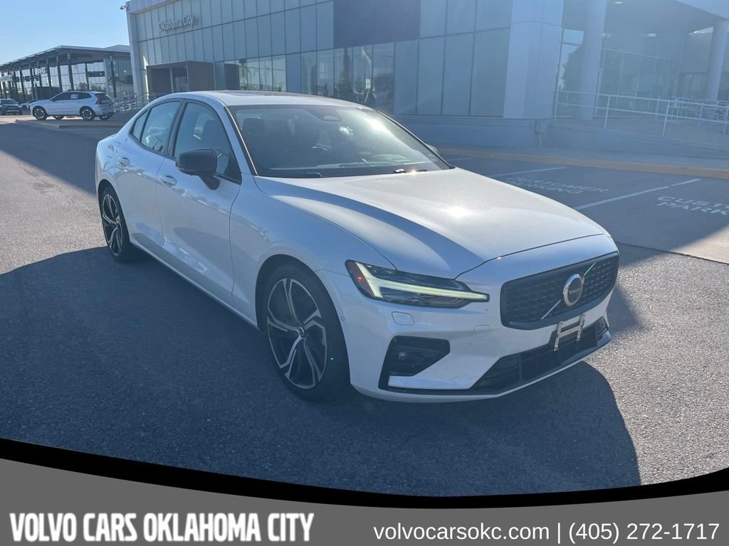 Certified 2024 Volvo S60 B5 Ultimate w/ Climate Package AWD/4WD image 3