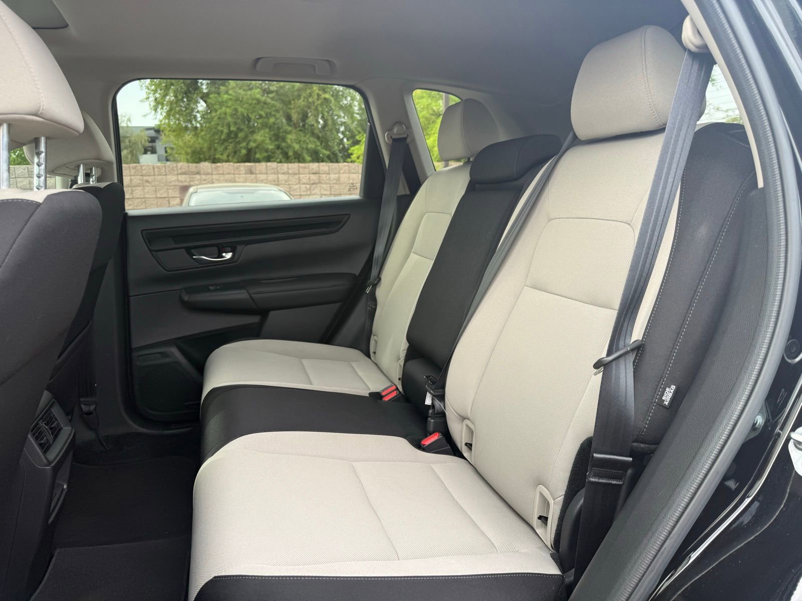 Used 2023 Honda CR-V EX image 9