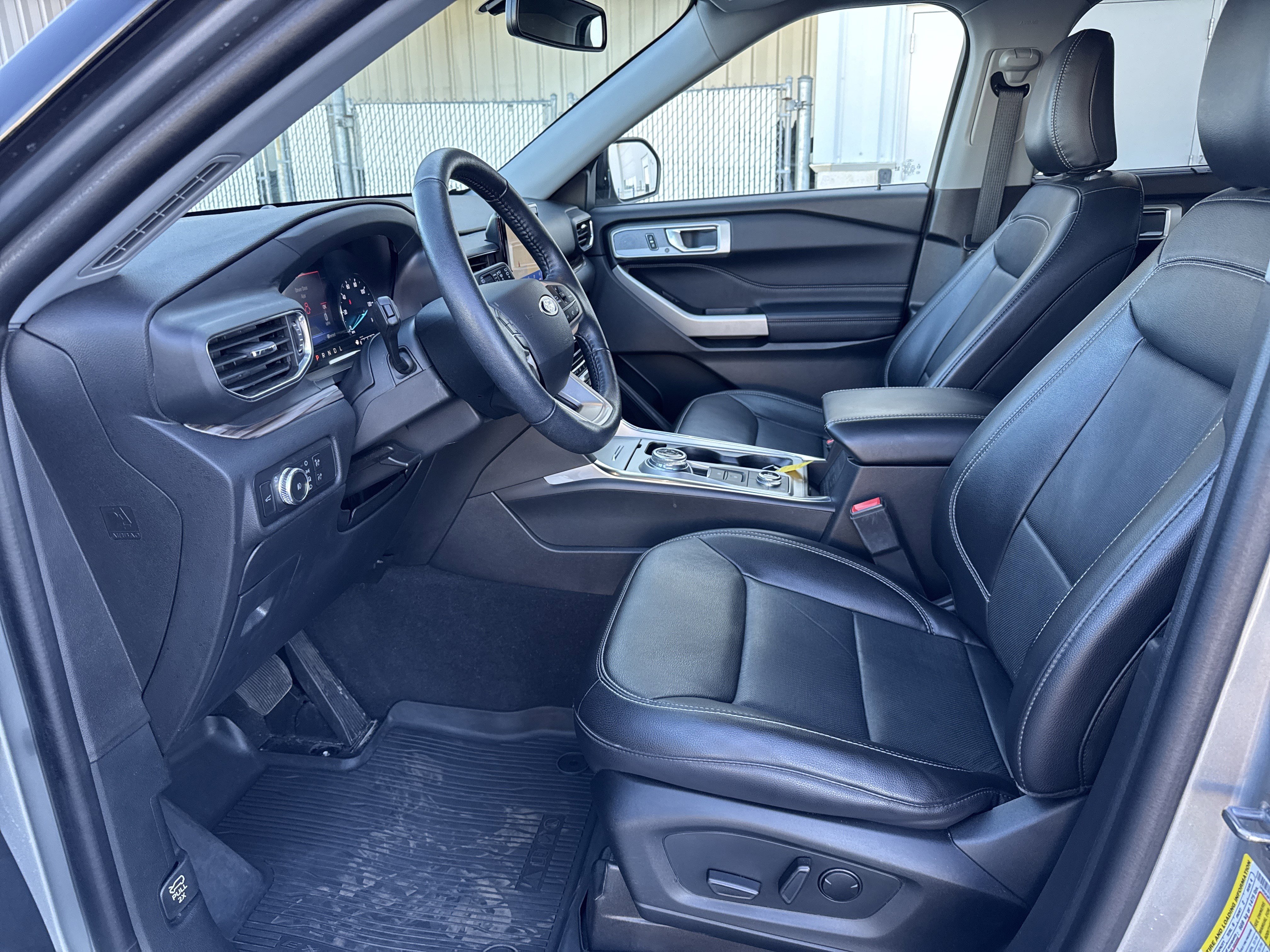 Certified 2022 Ford Explorer Limited AWD/4WD image 22