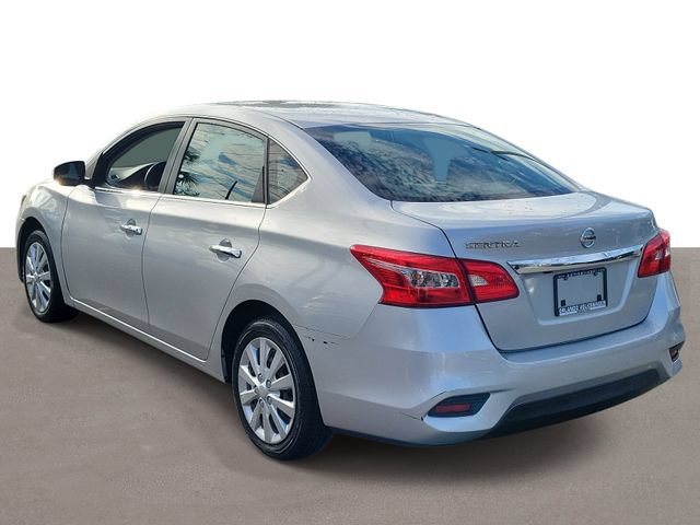Used 2018 Nissan Sentra S FWD image 3