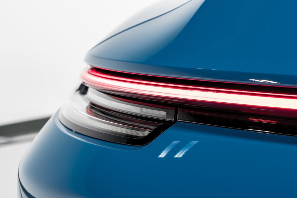 Used 2022 Porsche 911 GT3 RWD image 51