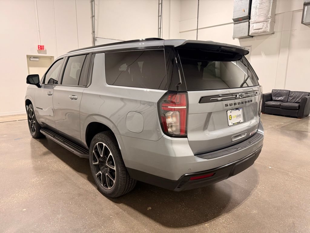Used 2024 Chevrolet Suburban RST w/ Luxury Package AWD/4WD image 7