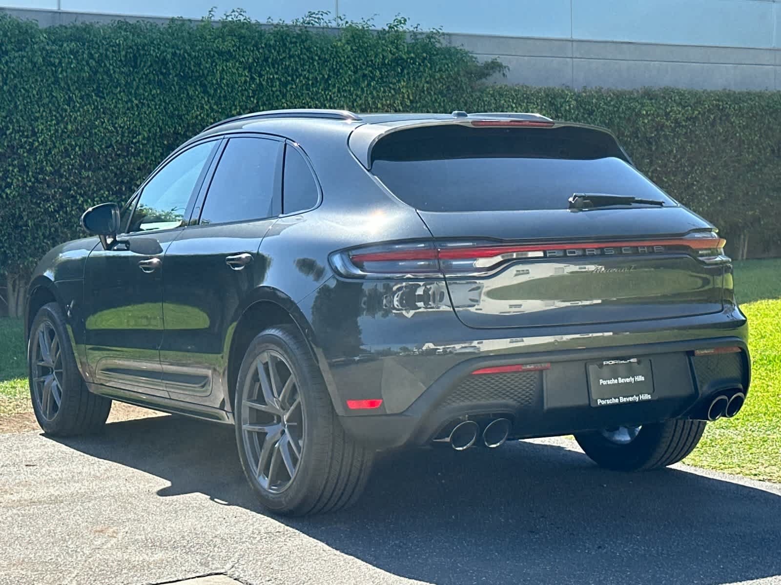 New 2026 Porsche Macan Turbo AWD/4WD image 3