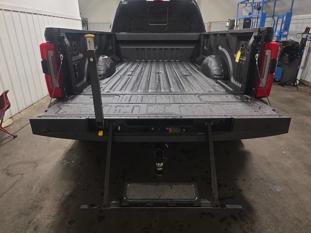 Used 2024 Ford F450 Limited w/ FX4 Off-Road Package AWD/4WD image 13