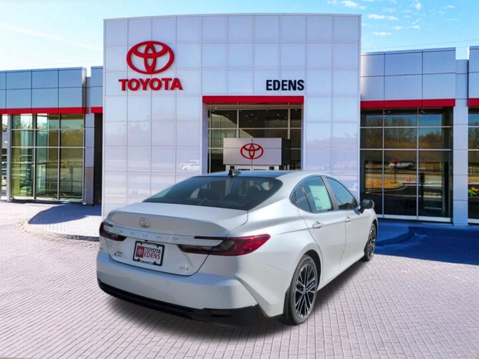 New 2026 Toyota Camry XLE AWD/4WD image 3