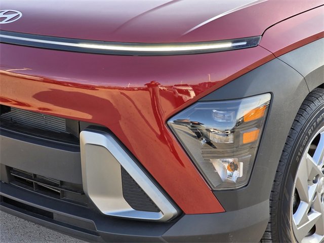 Used 2024 Hyundai Kona SE image 6