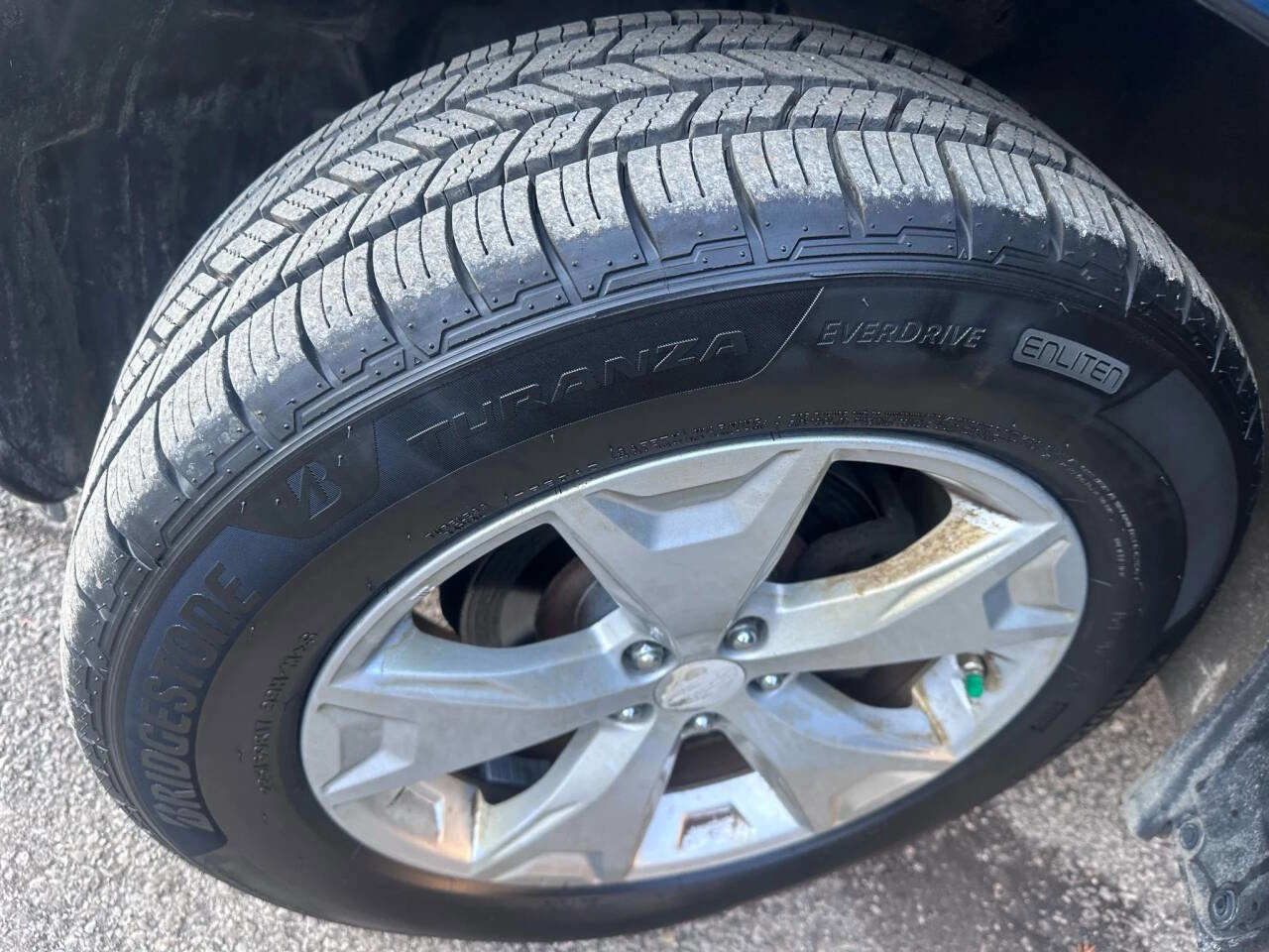 Used 2015 Subaru Forester 2.5i Premium w/ All-Weather Package image 19