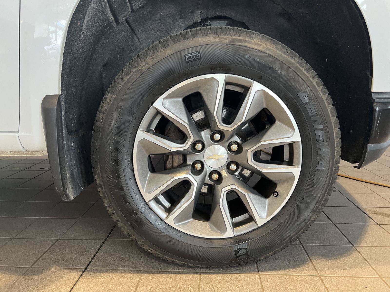 Used 2020 Chevrolet Silverado 1500 W/T w/ WT Value Package AWD/4WD image 9